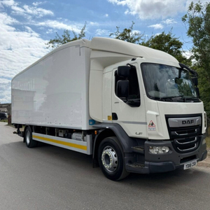 Camion frigorifique direct usine pour le transport en chaîne du froid, véhicule de livraison d'aliments surgelés, de viande et de fruits de mer – Prix réduits - Product Image 1