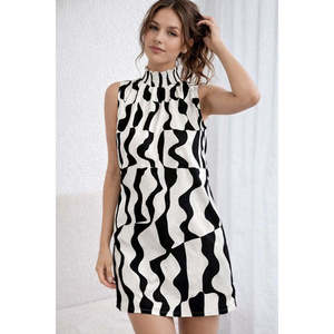Robe courte à col roulé sans manches pour femme, à motifs, 37511 - Blanc - Product Image 5