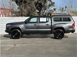 TOYOTA TACOMA SR 2017 USADO, Volante a la Izquierda/Derecha - Product Image 3