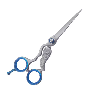 กรรไกรตัดผมสแตนเลสสำหรับช่างตัดผมมืออาชีพด้ามจับเหล็กปรับแต่งได้สวยงาม - Product Image 5