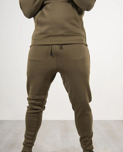 Survêtements de sport pour hommes Nouveauté Ensembles décontractés pour hommes Couleur unie Mode Meilleure marque Fabrication tricotée au Pakistan - Product Image 6