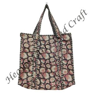 2025 Sac fourre-tout matelassé! Sac de plage indien fait à la main en pur coton pour femmes - Product Image 3