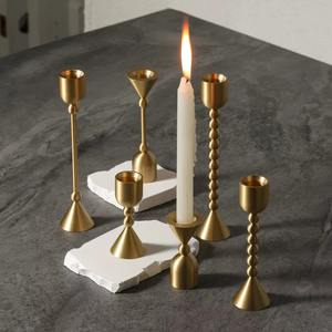 Bougeoir décoratif pour la maison Bougeoir de fantaisie en métal de luxe Décoration de mariage Pièce centrale Bougeoir en métal - Product Image 2