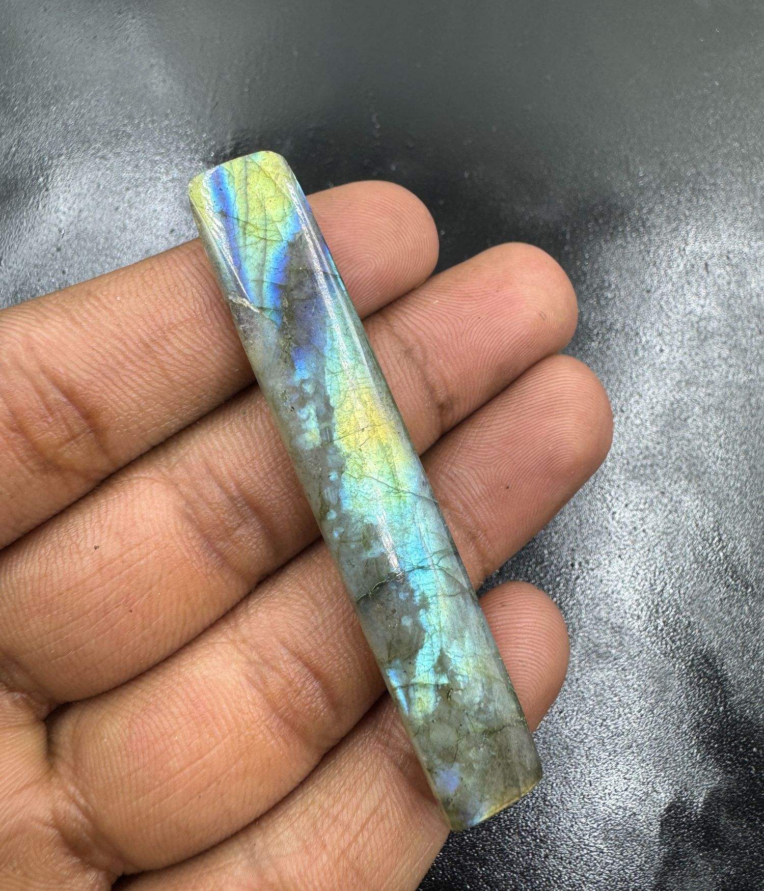 หลายฉูดฉาด