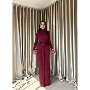 Robe longue en tissu scuba rouge pour femme missJANELL, élégante robe moulante en mélange de polyester et de lycra pour occasions formelles et décontractées - Product Image 2