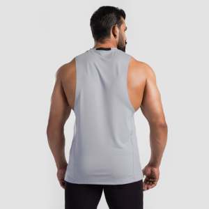 เสื้อกล้ามผู้ชายสีเทาอ่อนพร้อมแขนเสื้อแบบยกขึ้น - Product Image 3