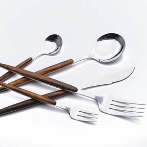 ชุดช้อนส้อมเครื่องเงินสแตนเลส304ชุดมีดชุบทอง4ชิ้น18/8สำหรับงานแต่งงาน D044ขายตรงผู้ผลิต - Product Image 3