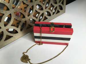 กระเป๋าคลัทช์เรซิ่นทันสมัยทันสมัยทันสมัยทันสมัยกระเป๋าใส่ของตกแต่งโซ่กระเป๋าใสแฟชั่นเครื่องประดับสำหรับผู้หญิง - Product Image 3