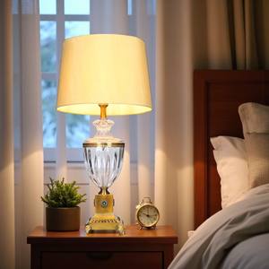 Lampes de table modernes en verre et laiton pour la décoration de la maison, de l'hôtel et du bureau - Product Image 3