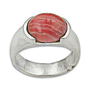 Bague en argent 925 style Bohème Classic Art Palace avec pierre précieuse corail rose taille ovale sertie clos, bijou pour femme à porter au quotidien - Product Image 1