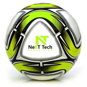 Ballon de football d'entraînement Next Tech Industries en matériau PU pour l'entraînement avec design personnalisé et logo personnalisé - Product Image 2