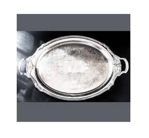 Plateau de service de forme ovale en laiton et aluminium Plateau de service plaqué argent avec poignées - Product Image 1