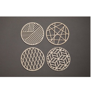 Posavasos de metal personalizado hecho a mano con corte láser posavasos con acabado dorado para Decoración de mesa de hogar y boda a precio mayorista - Product Image 1