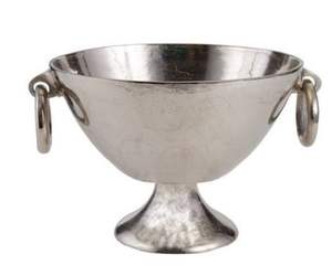 Ensemble de bols de service en métal martelé de luxe, bol décoratif sur piédestal argenté, compotier pour centre de table de mariage, grand bol à fruits en aluminium - Product Image 2