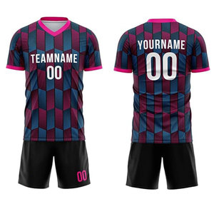 Uniformes de fútbol al por mayor con impresión de logotipo personalizado, jersey de poliéster transpirable y pantalones cortos para equipos profesionales - Product Image 1