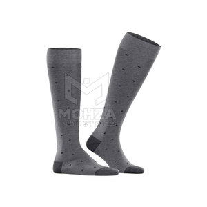 Chaussettes de football américain style mode hiver, écologiques, respirantes, haute qualité, personnalisables, vente en gros, fabriquées au Pakistan, invisibles - Product Image 2