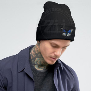 Bonnet unisexe léger et respirant fabriqué au Pakistan, design jacquard personnalisé, options de couleurs unies, courant pour adultes - Product Image 4