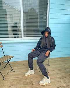 Sudadera con capucha de piedras preciosas para mujer personalizada 450 500gsm French Terry Gemstone Sudaderas con capucha en blanco Alta calidad Hombres Streetwear Zip up Servicio OEM - Product Image 3