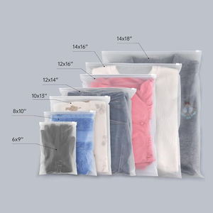 Impreso nombre marca cremallera transparente Poly Clear Zip Lock bolsa de embalaje para ropa bolsas de almacenamiento de plástico - Product Image 2