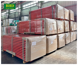 ระบบจัดเก็บสินค้าแบบชั้นวางเหล็กแบบ Heavy-Duty สีตามสั่งของ BHD เวียดนาม แบบ 3-Pin พร้อมชั้นวางแบบ Selective Pallet Rack ดีไซน์ Teardrop มาตรฐานสหรัฐอเมริกา - Product Image 5