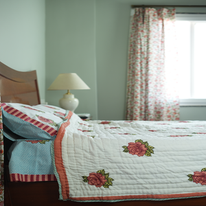 Ensemble de literie imprimé léger et de qualité, 100% chanvre biologique, écologique, durable, texture lisse pour un sommeil confortable - Product Image 1