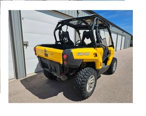 NUEVO Can-Am Commander DPS 800R UTV 2026 PARA ADULTOS - Product Image 1