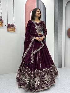 Georgette lehenga ผ้าทอลายปักสีแดงเข้มกับงานแต่งหนัก, ชุดเจ้าสาว, ชุดแต่งงาน lehenga, ชุดเจ้าสาว - Product Image 3