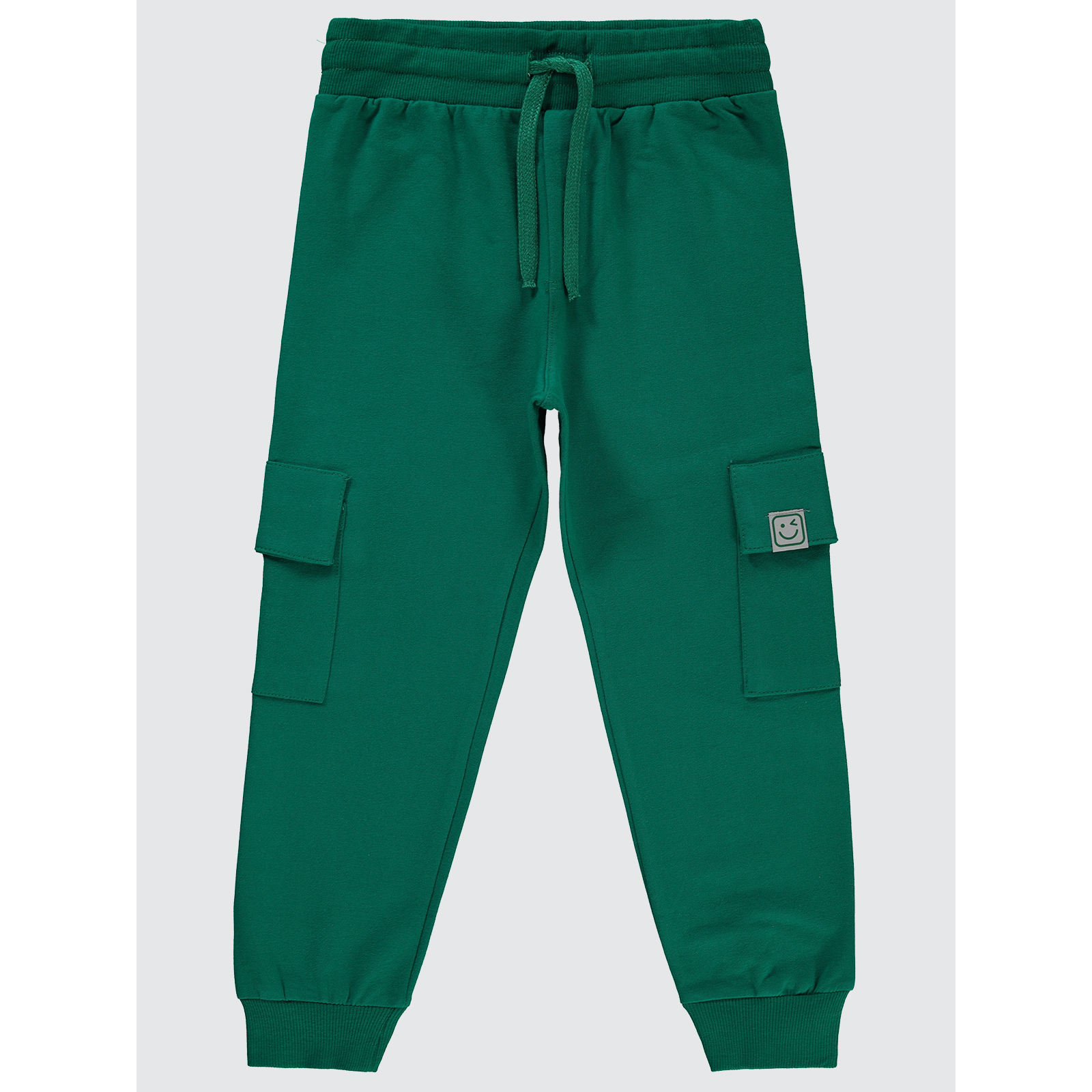 ต้นสนสีเขียว