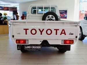 Toyota Hilux 4x4 Usada, Cabina Simple, Modelo 2021/2024, 100% en Perfecto Estado, Sin Accidentes - Product Image 5