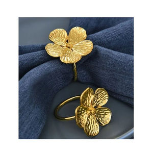 Lot de 4 ronds de serviette en acier inoxydable couverts d'argenterie faits à la main anneau de serviette en tissu décoration de table de fête de mariage anneau de serviette - Product Image 3