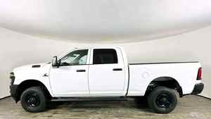 Camions pick-up 4x4 d'occasion prêts à rouler, modèle Tradesman 2500 Work 2.3T, année 2025, capacité 1-10t, émission faible - Product Image 4