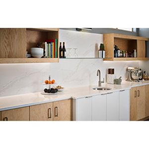 Plaque de quartz brossé UNION Calacatta Suprema, qualité supérieure, résistante à l'eau, durable, épaisseur 15-30 mm, pour applications cuisine et salle de bain - Product Image 2