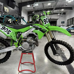 OFERTA Motocicleta de Motocross KX450F Nueva con Motor de 4 Tiempos y 449 cc Refrigerado por Líquido, con Control de Lanzamiento y Control de Tracción - Product Image 6