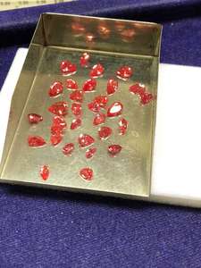 เพชรสังเคราะห์สีชมพูแฟนซีทรงลูกแพร์ น้ำหนัก 1.00-2.50 กะรัต คุณภาพสูง ความใส VVS ได้รับการรับรองจาก IGI ตัดเย็บอย่างดีเยี่ยม สำหรับเครื่องประดับสั่งทำ - Product Image 4