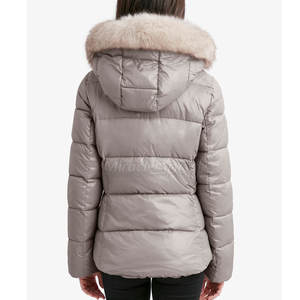 Chaqueta acolchada de tendencia superior para mujer Chaqueta acolchada de mujer de Moq bajo más vendida Chaqueta acolchada de mujer de tamaño personalizado - Product Image 2