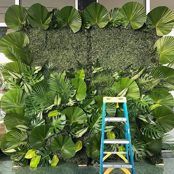 لوحة نباتات جدارية P4 خلفية عشب صناعي خضراء للحديقة العمودية نباتات سياج للزينة الجدارية