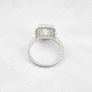 Anillo de Diamantes CVD de Corte Radiante de 14k en Oro Sólido, 280 Quilates Totales, D VVS1, Diamante Cultivado en Laboratorio, Anillo de Compromiso con Halo, Joyería de Boda, Regalo para Novia - Product Image 4