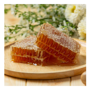 La miel dorada natural de Vietnam conserva el aroma y el sabor originales para mayoristas internacionales e importadores a granel - Product Image 4