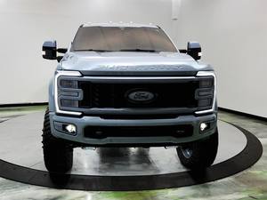 Magnifique Ford F-450 Super Duty Platinum 2024, transmission automatique, V8 cylindres - Product Image 6