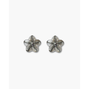ต่างหูชุบโรเดียมลายซากุระ - Product Image 1