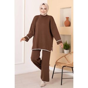 Costume hijab en tricot à points de chèvre personnalisé - Product Image 2