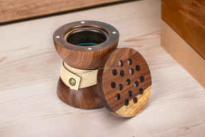 Brûleur d'encens Mabkhar en bois en cuir tendance Brûleur Bakhoor Par Abi Overseas - Product Image 2