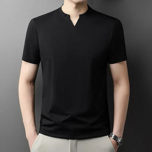 Camiseta de manga corta para hombre, estilo coreano, informal y a la moda, con cuello en V pequeño, color sólido, cómoda, versátil, para verano. - Product Image 2