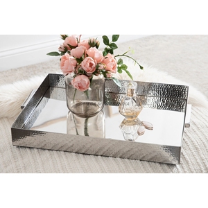 Plateau de service en bois brun rustique avec bords incurvés et poignées en laiton idéal pour servir des boissons et présenter des pièces décoratives - Product Image 3