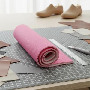 SLH028 Matériau composite pour chaussures à 3 couches, <span class=keywords><strong>tissu</strong></span> tricoté antidérapant en <span class=keywords><strong>nid</strong></span> <span class=keywords><strong>d</strong></span>'<span class=keywords><strong>abeille</strong></span>, membrane imperméable, mousse <span class=keywords><strong>éponge</strong></span> pour chaussures de randonnée en plein air - Product Image 1