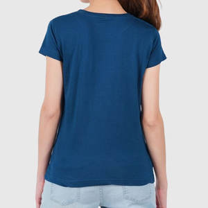 Camisetas de Manga Corta con Cuello en V Extra Grandes Clásicas para Mujer, Ropa de Calle Ecológica y Transpirable, Camisetas Casuales de Corte Regular - Product Image 4