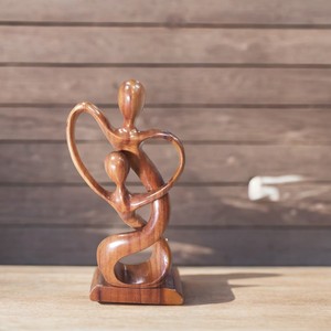 Sculpture en bois de teck de haute qualité faite à la main 'Connection', surface polie à la main, art d'exposition, sculpture gravée, artisanat de table - Product Image 3