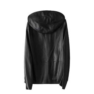 Veste en cuir de couleur unie de collection au design unique pour femmes Nouvel arrivage de vêtements pour femmes haut de gamme personnalisés - Product Image 3