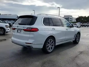 NOUVELLE ARRIVÉE - VÉHICULE D'OCCASION ABORDABLE À VENDRE - 2024 X7 AWD xDrive40i 4 portes VUS (Véhicule Utilitaire Sport) Conduite à Gauche Cuir - Product Image 3