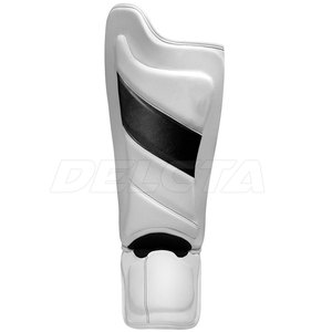 Espinilleras de Kickboxing Profesionales de Alta Calidad, Hechas de Cuero, en Venta - Product Image 3